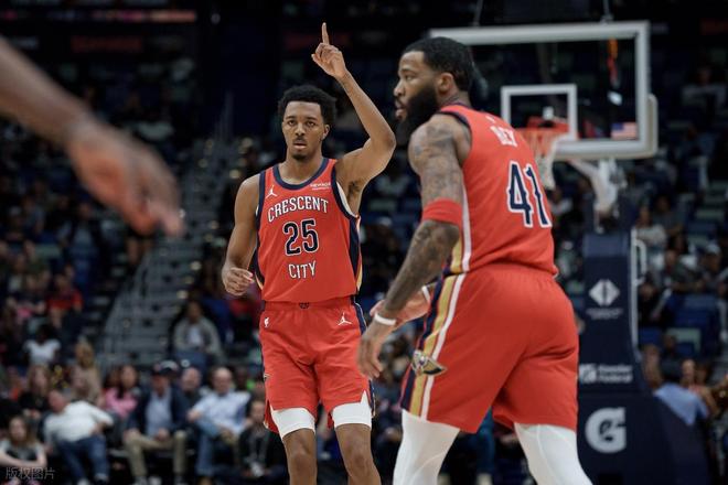 东契奇狂砍60分率湖人豪取8连胜，众星闪耀NBA赛