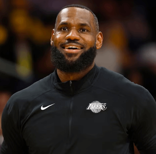 41岁詹姆斯超越帕里什成历史出场王 现役球员差