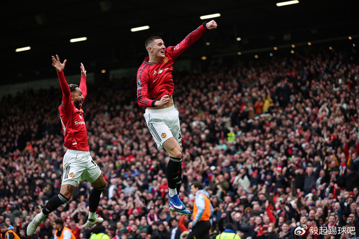 巴萨今夏锋线补强计划曝光：阿尔瓦雷斯成首选