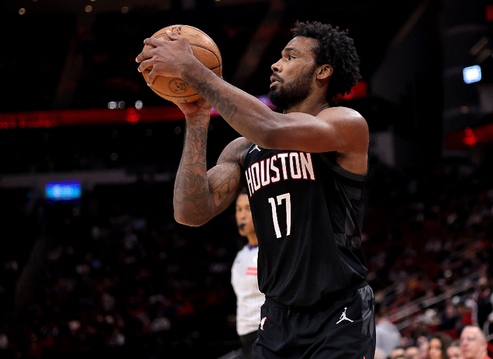 火箭三将陷入困境 湖人战术压制致败局