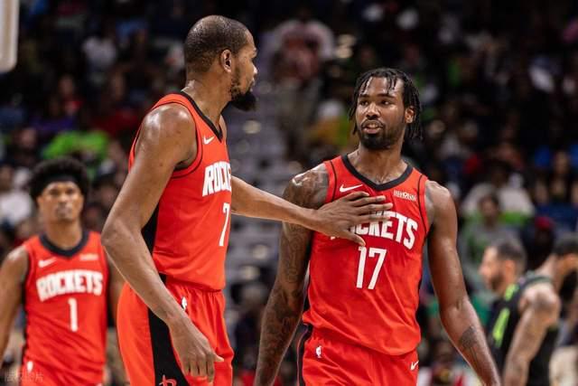 火箭队狂胜鹈鹕32分 申京创历史级全能表现