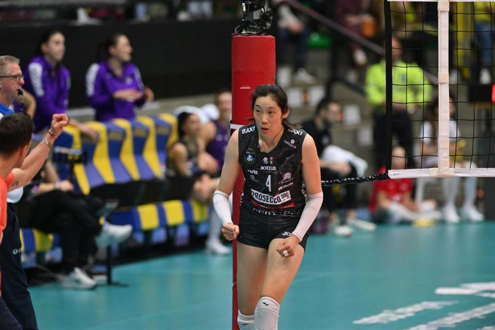 科内利亚诺主场遭泽仁体育逆转仍晋级欧冠四强