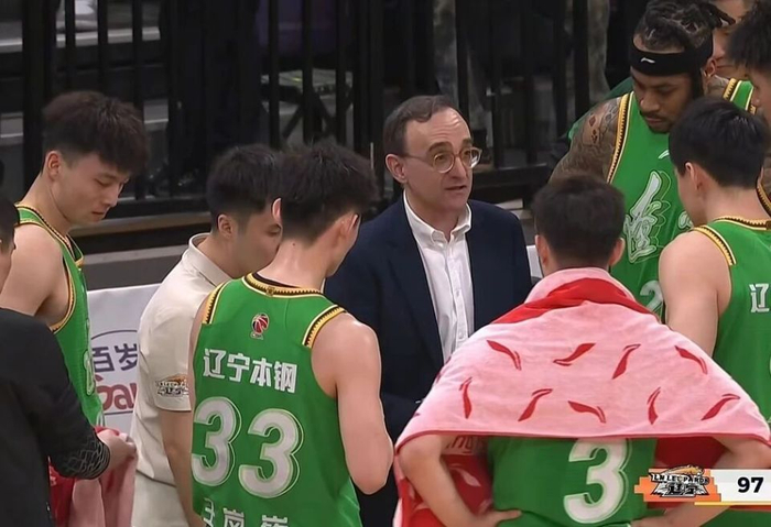 CBA常规赛36轮收官战：广东逆转青岛 四强格局生