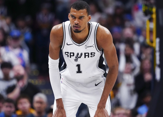 约基奇单场40分13助攻创历史 帮掘金加时逆转马刺